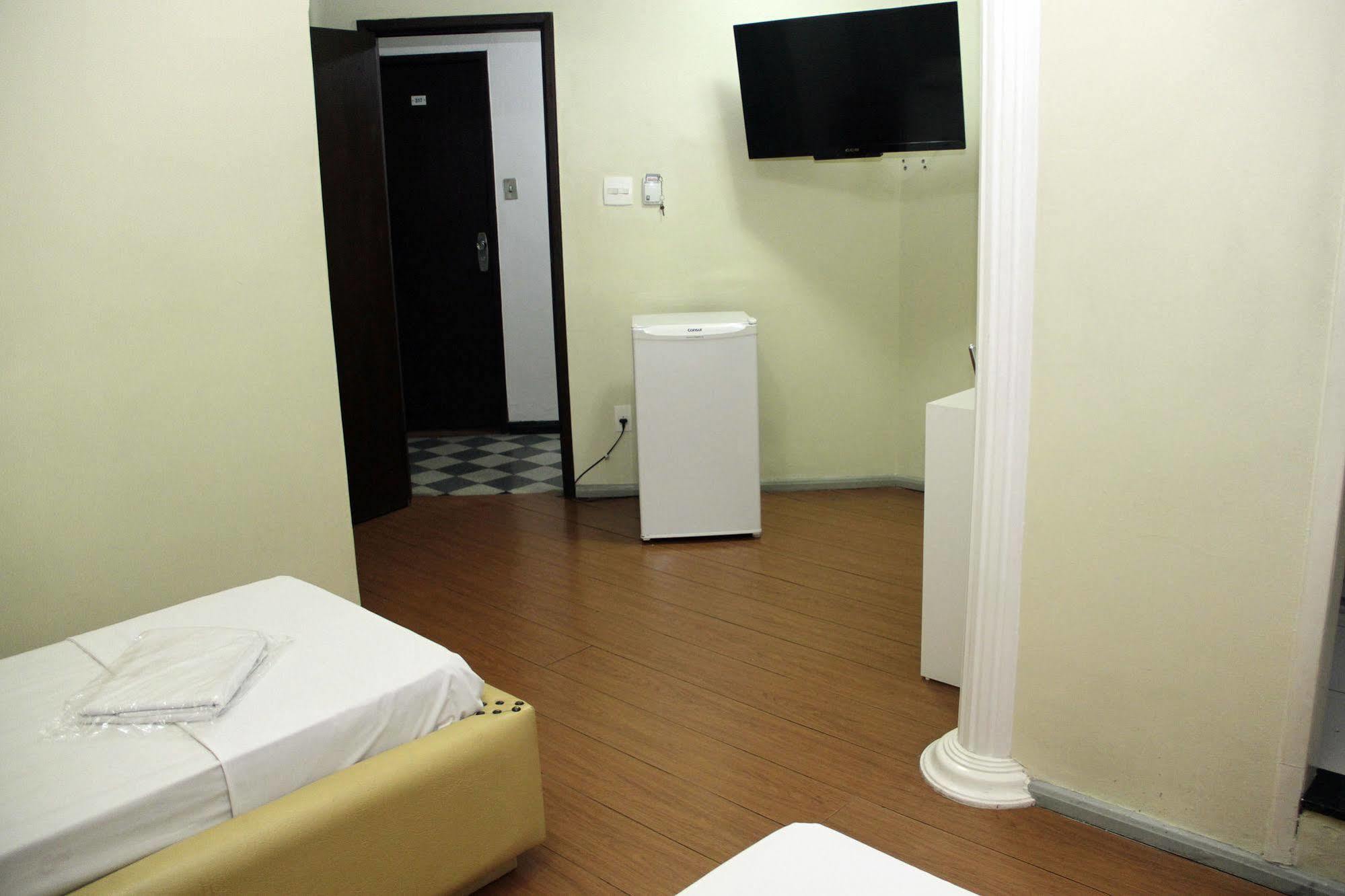Estoril Hotel 3*